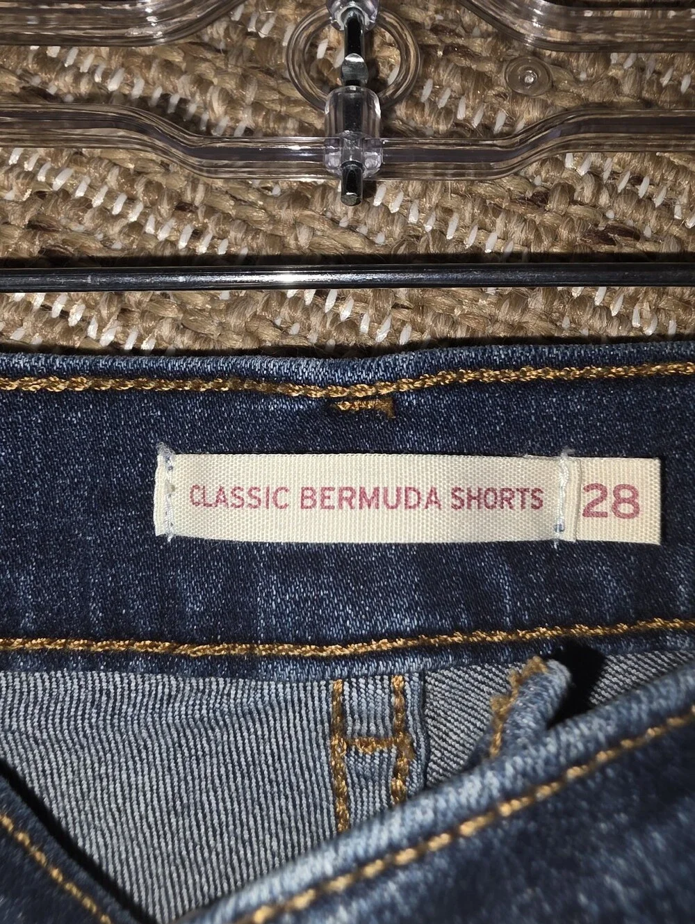 Levis Shorts Womens 28 Blue Denim Classic Bermuda Shorts